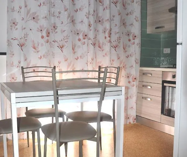 Διαμέρισμα Viale Repubblica 307 6 *