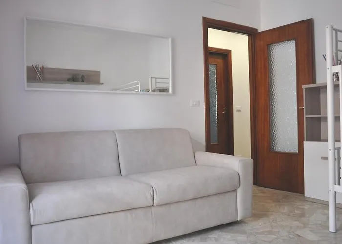 Viale Repubblica 307 6 *